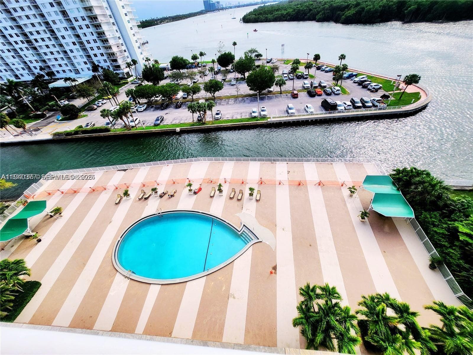 COASTAL TOWERS CONDO · #503 in Sunny Isles Beach - Photo 10