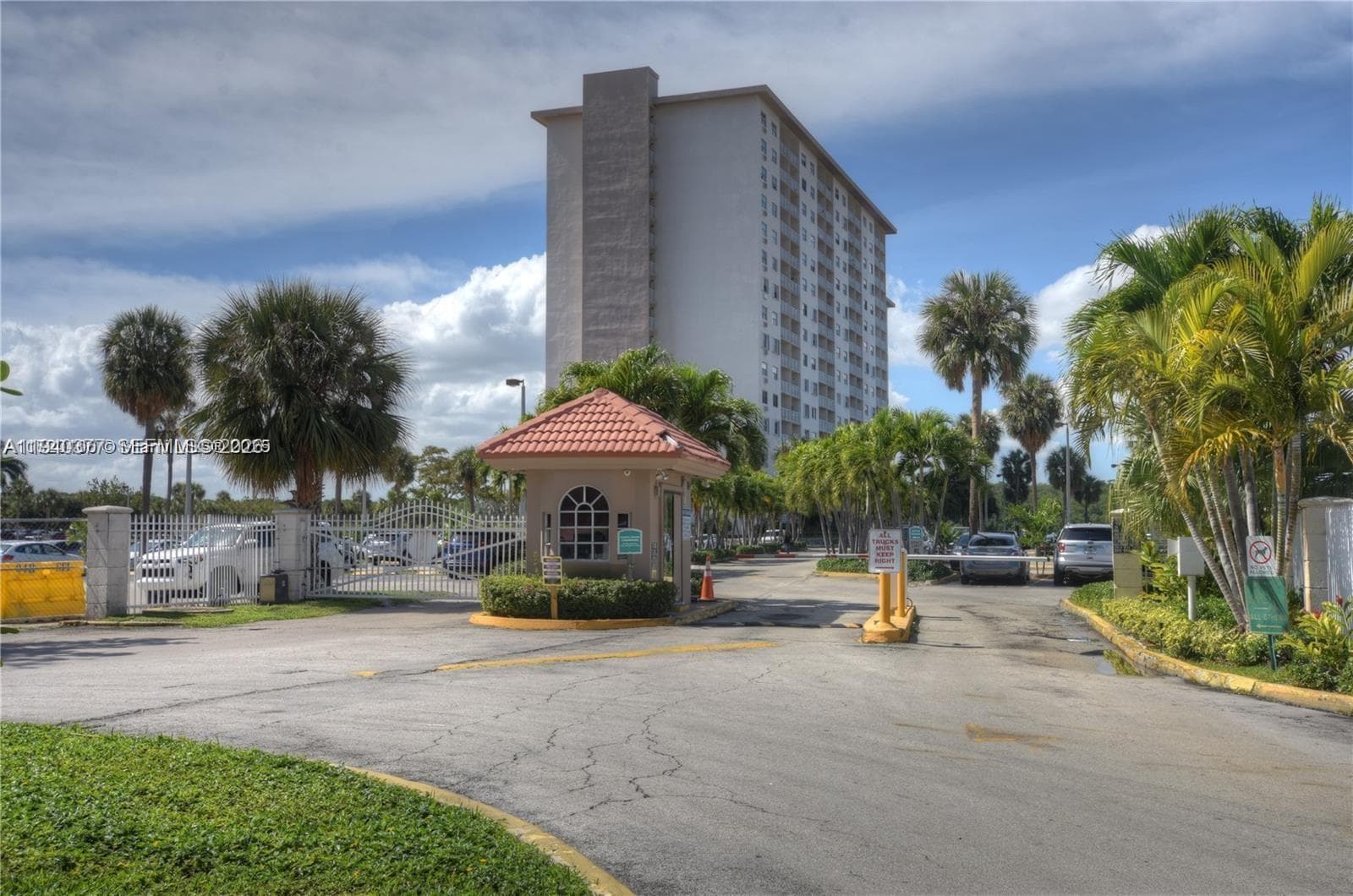 COASTAL TOWERS CONDO · #503 in Sunny Isles Beach - Photo 14