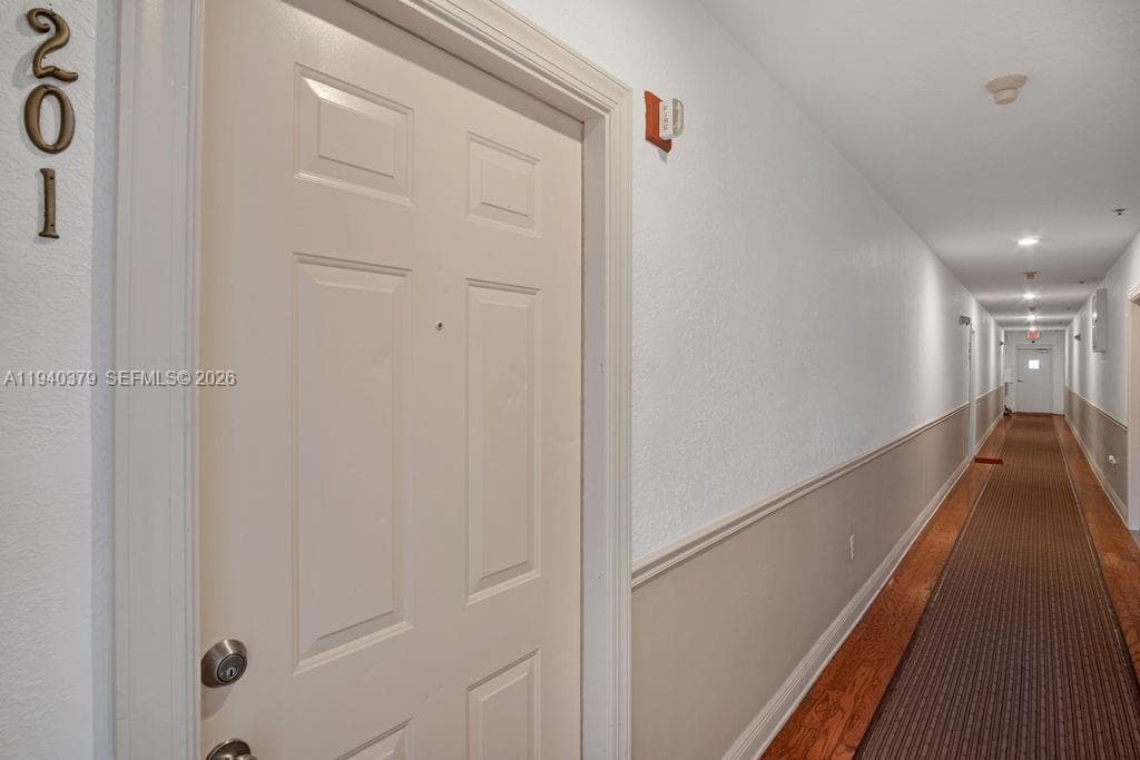 Venetian Villas · #201 in Miami Beach - Photo 21