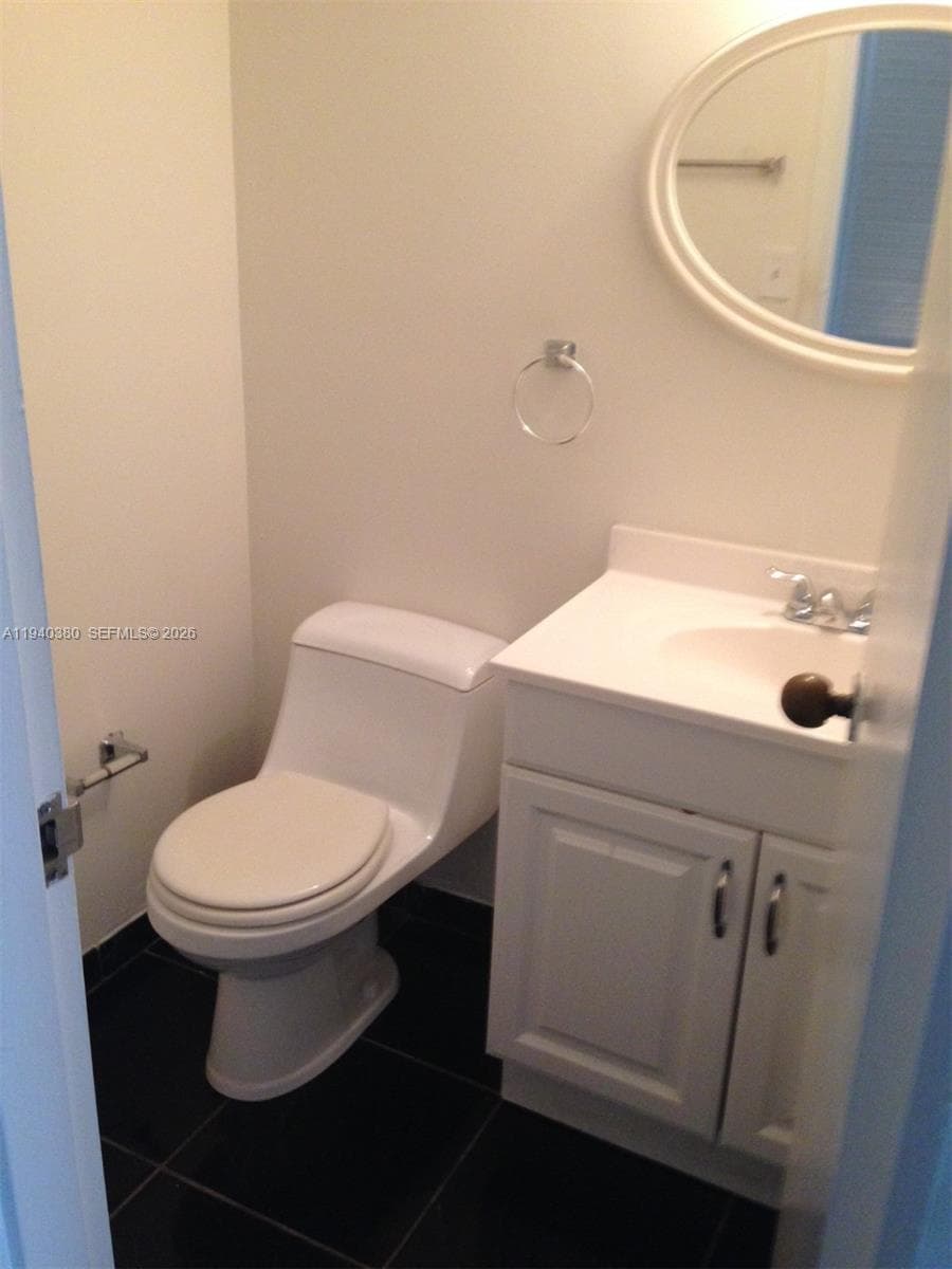 PLAZA OF AMERICAS CONDO P · #514 in Sunny Isles Beach - Photo 2