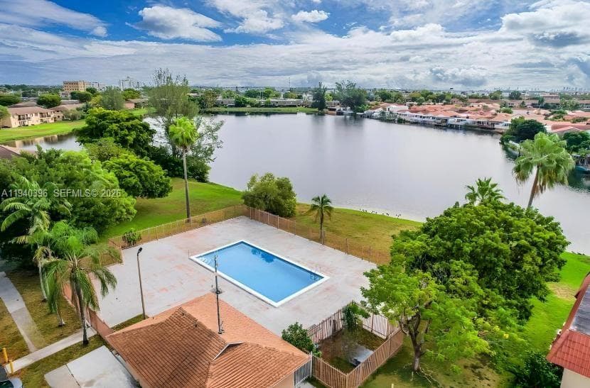 LAGO GRANDE THREE-A CONDO · #11-47 in Hialeah - Photo 2