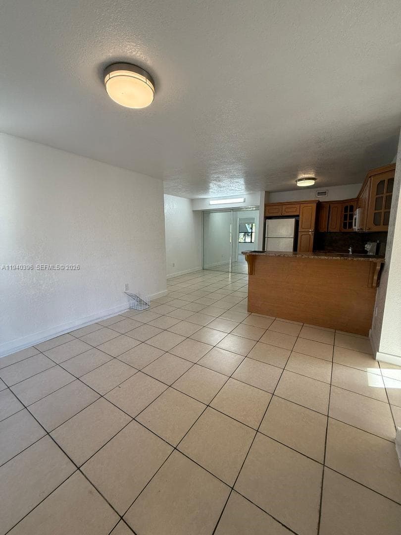 LAGO GRANDE THREE-A CONDO · #11-47 in Hialeah - Photo 5
