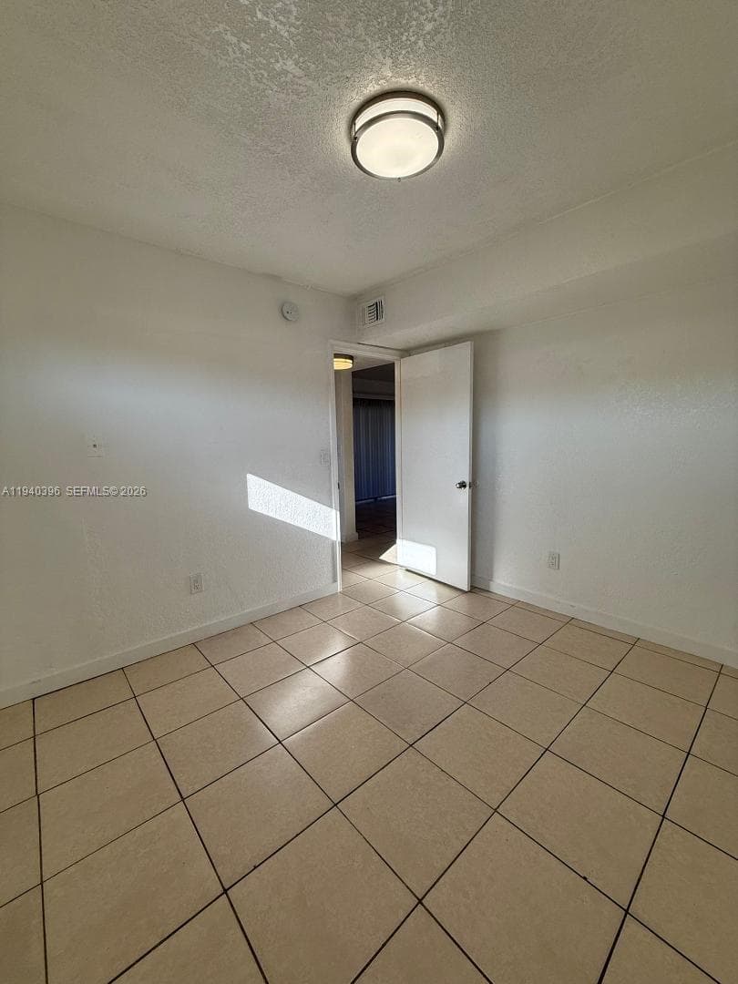 LAGO GRANDE THREE-A CONDO · #11-47 in Hialeah - Photo 11