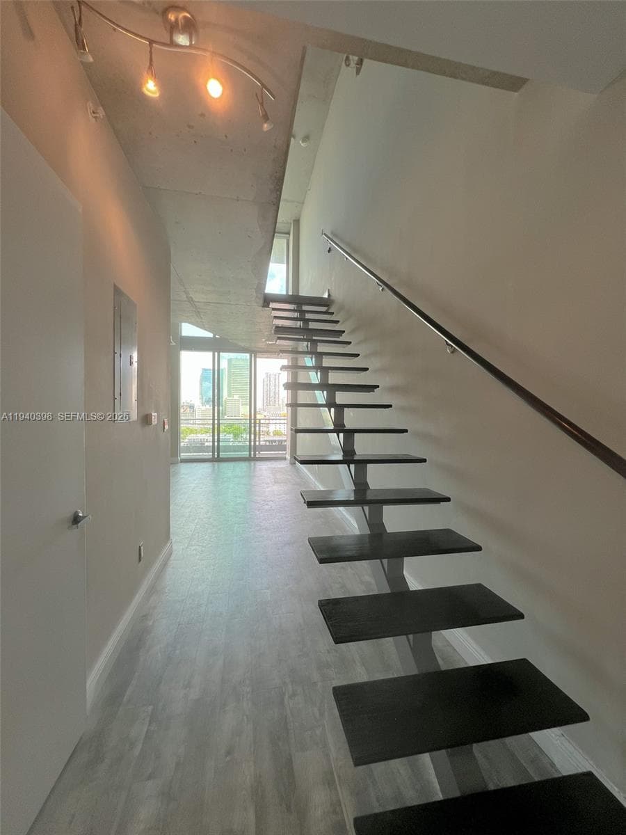 NEO VERTIKA CONDO · #1511 in Miami - Photo 5
