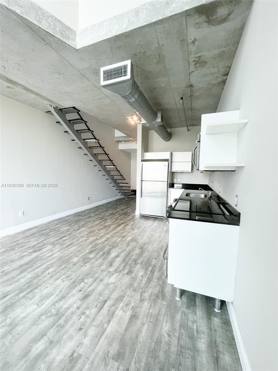 NEO VERTIKA CONDO · #1511 in Miami - Photo 8