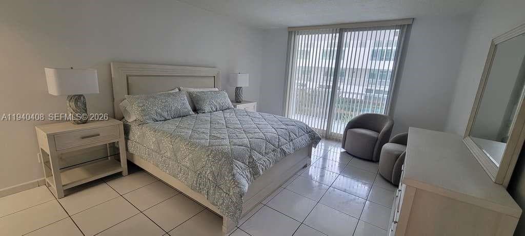 THE CARRIAGE HOUSE CONDO · #214 in Miami Beach - Photo 17