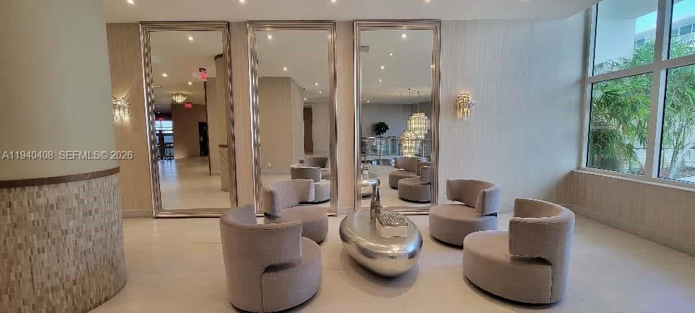 THE CARRIAGE HOUSE CONDO · #214 in Miami Beach - Photo 26