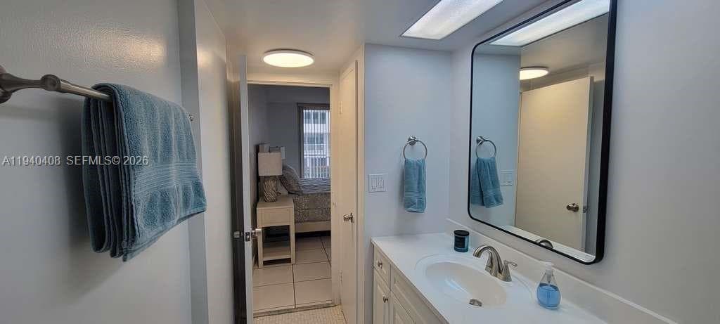 THE CARRIAGE HOUSE CONDO · #214 in Miami Beach - Photo 19