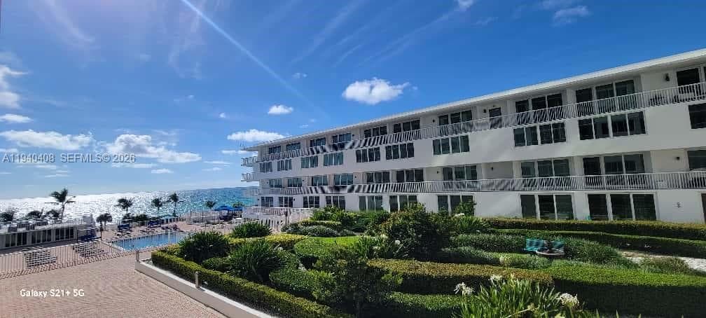 THE CARRIAGE HOUSE CONDO · #214 in Miami Beach - Photo 35