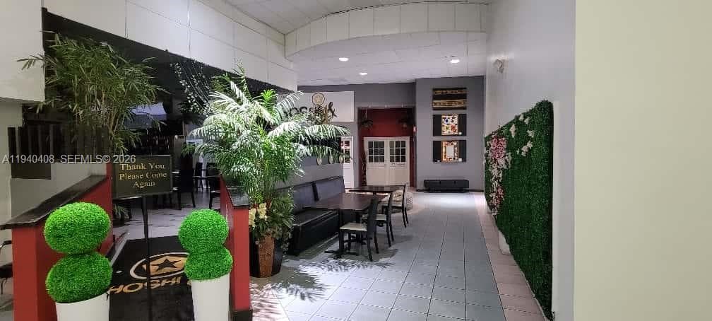 THE CARRIAGE HOUSE CONDO · #214 in Miami Beach - Photo 31