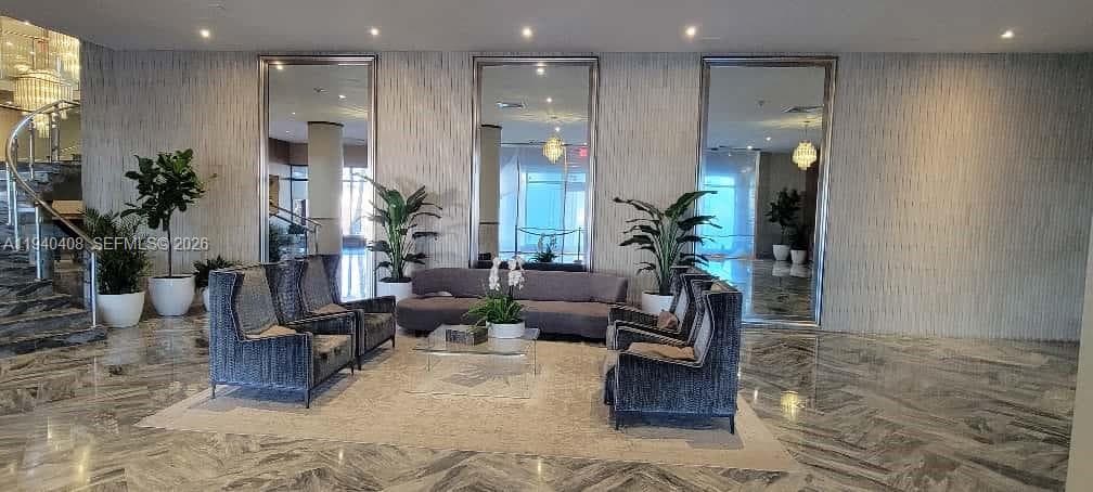 THE CARRIAGE HOUSE CONDO · #214 in Miami Beach - Photo 4