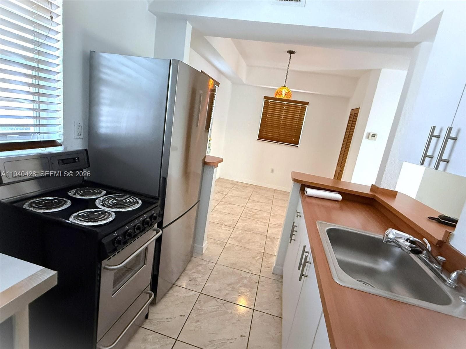 MARSEILLES CONDO · #29 in Miami Beach - Photo 2