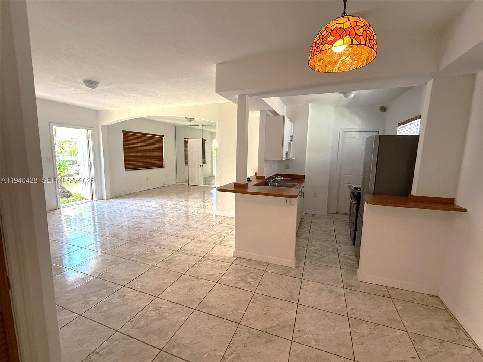 MARSEILLES CONDO · #29 in Miami Beach - Photo 1