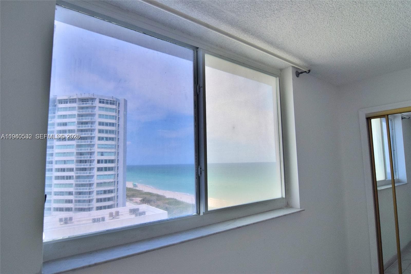 PORT ROYALE CONDO · #1007 in Miami Beach - Photo 4