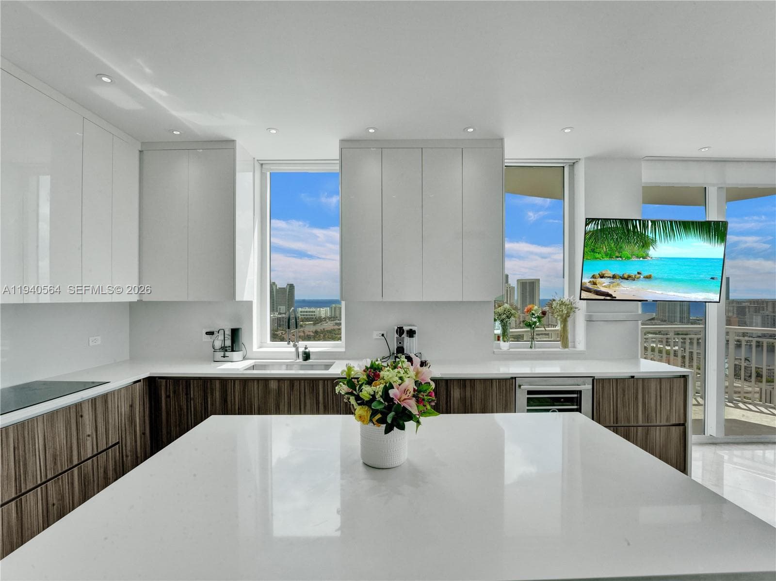 DUO CONDOMINIUM · #PH04E in Hallandale Beach - Photo 3