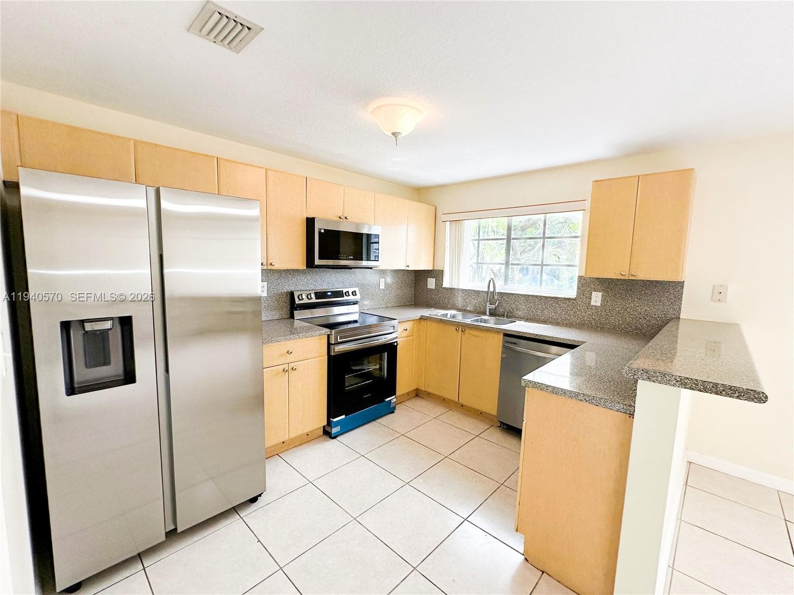 14116 SW 260th St #105 photo 6