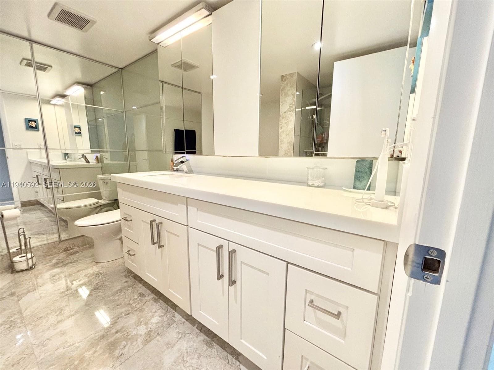 200 LESLIE CONDO · #831 in Hallandale Beach - Photo 17