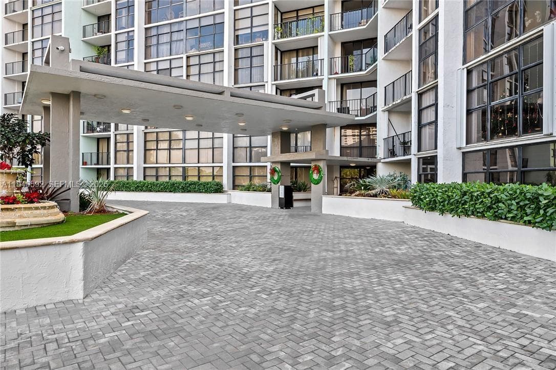 200 LESLIE CONDO · #831 in Hallandale Beach - Photo 47