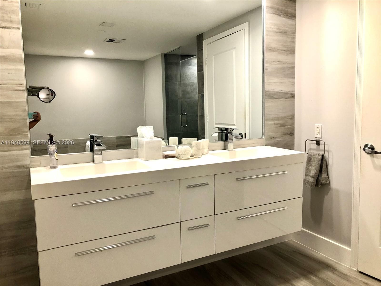 OCEAN PALMS CONDO · #801 in Hollywood - Photo 16