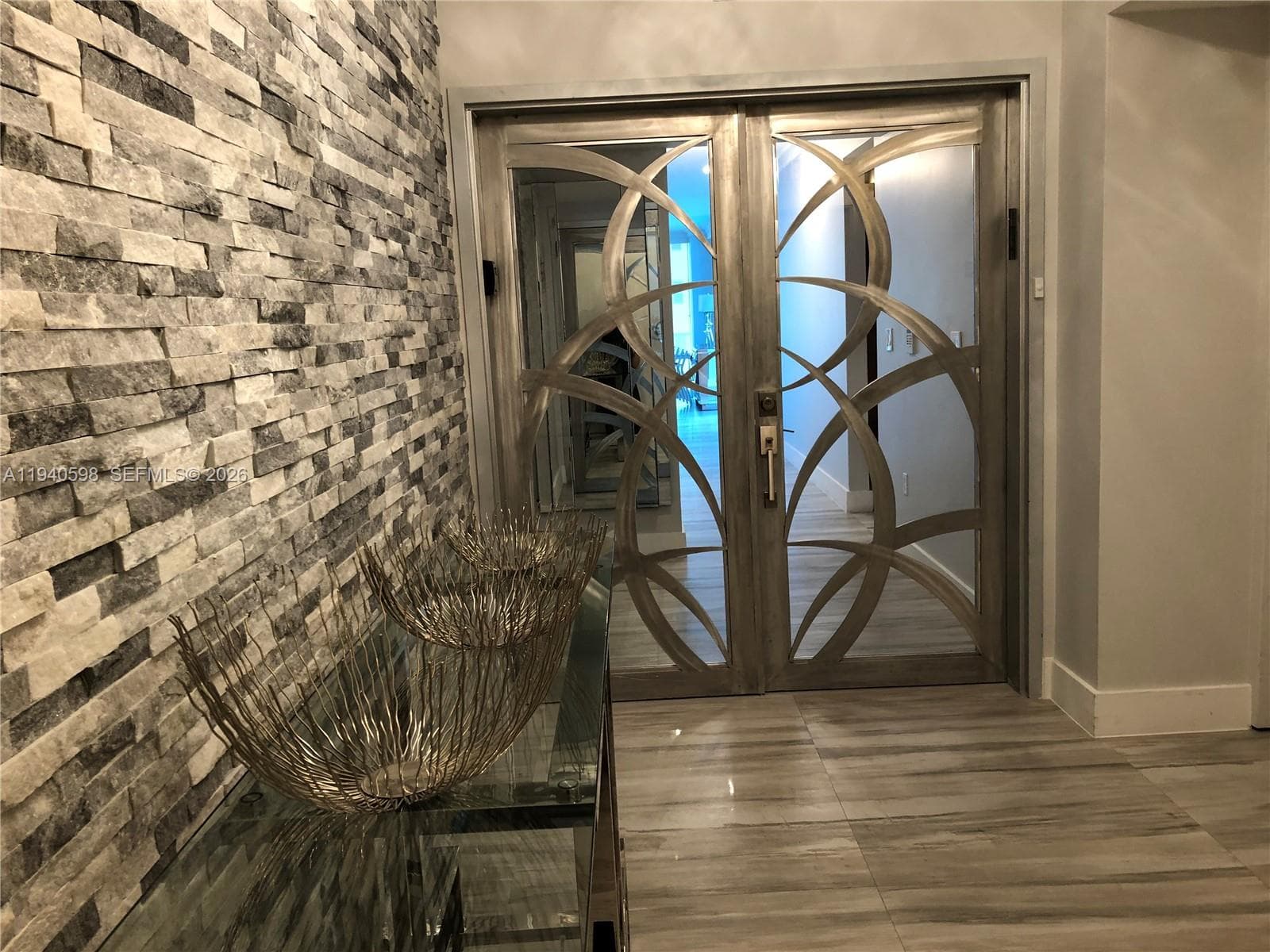 OCEAN PALMS CONDO · #801 in Hollywood - Photo 3