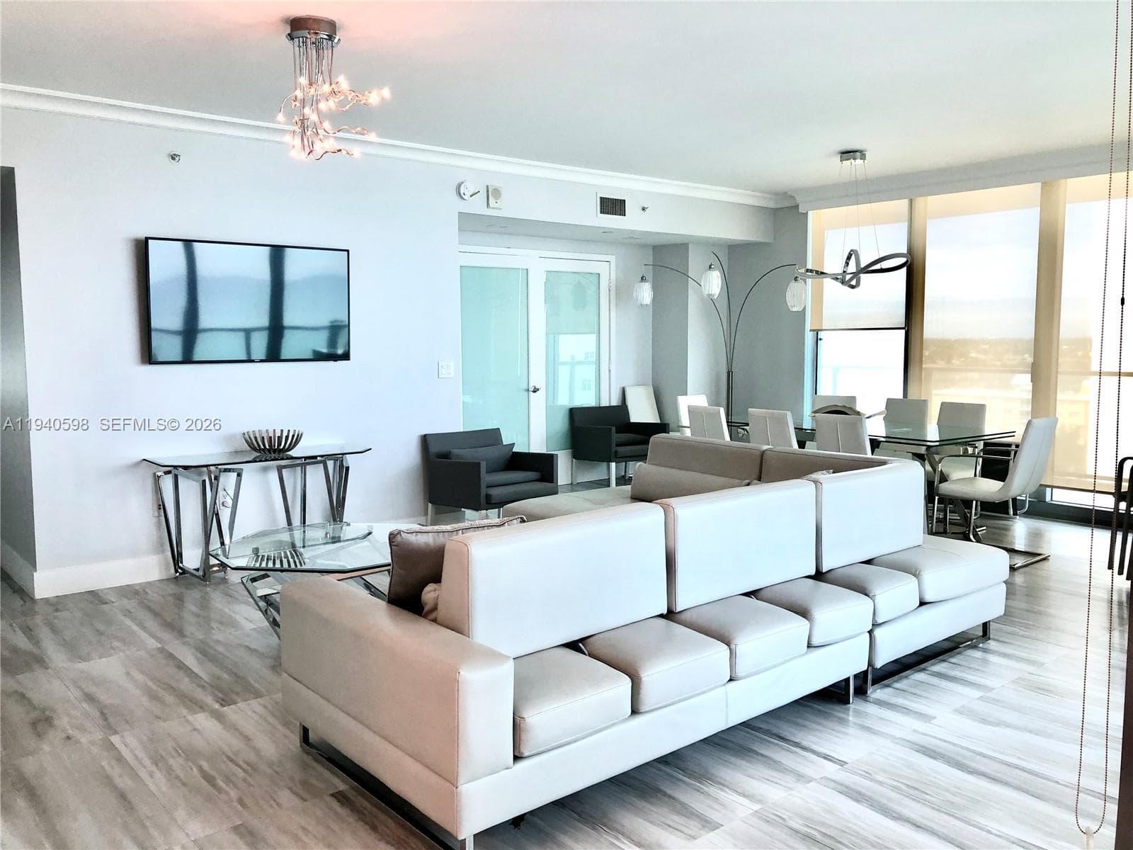 OCEAN PALMS CONDO · #801 in Hollywood - Photo 5