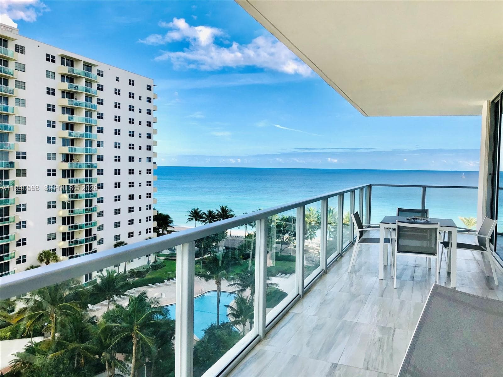 OCEAN PALMS CONDO · #801 in Hollywood - Photo 8