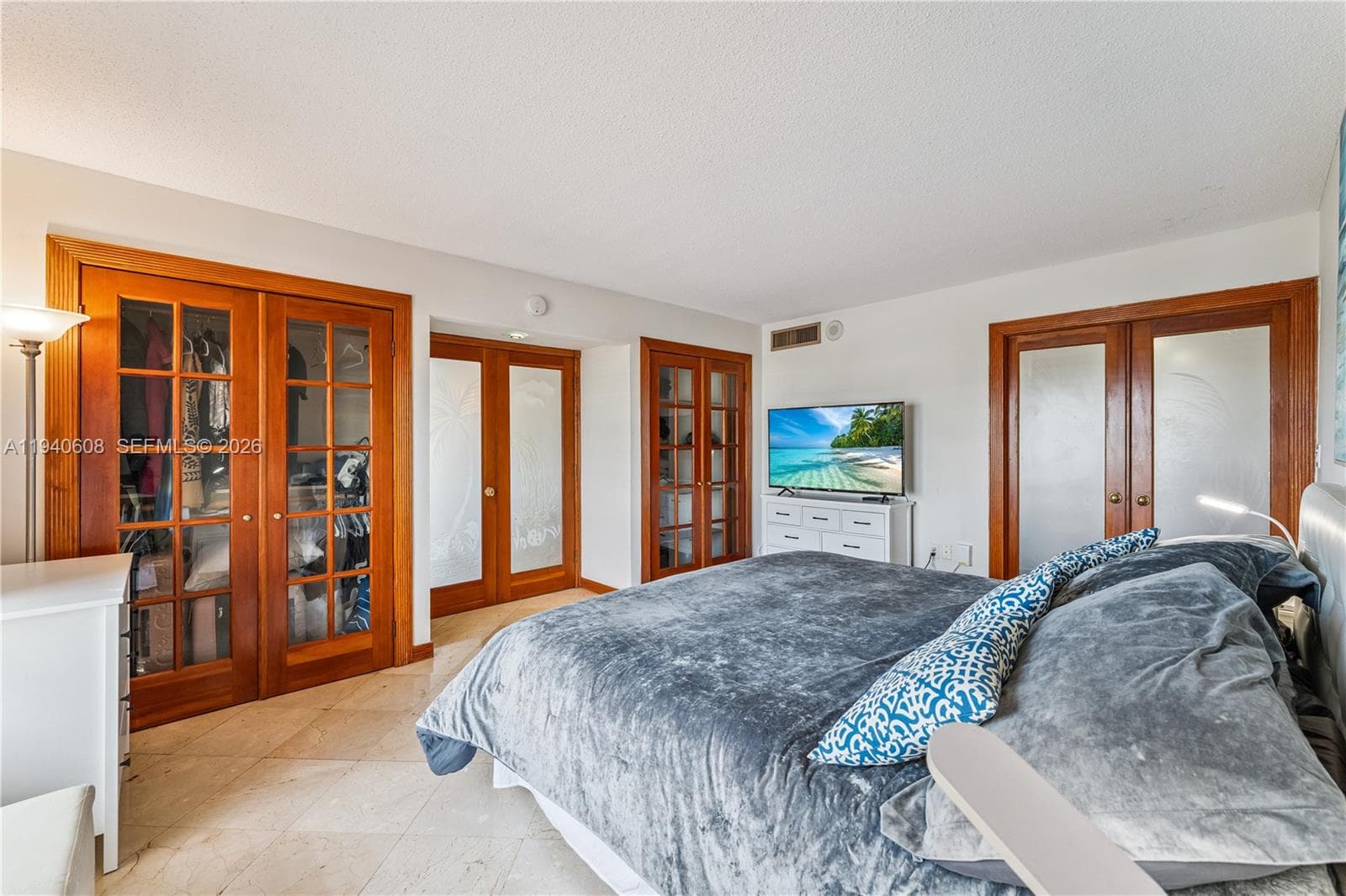 JOCKEY CLUB CONDO · #4H in Miami - Photo 11