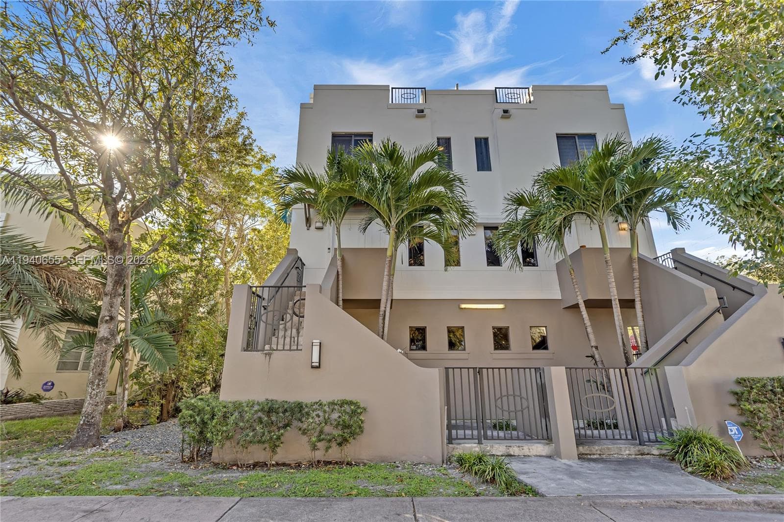 AMALFI IN THE GABLES COND · #4 in Coral Gables - Photo 2