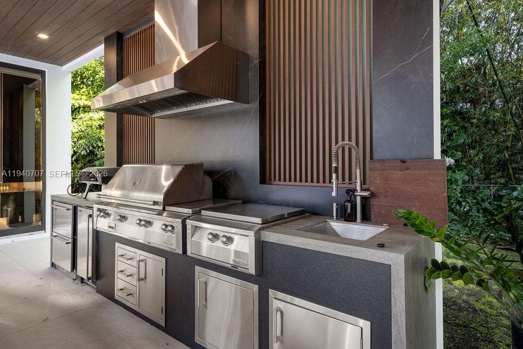 Summer Kitchen
