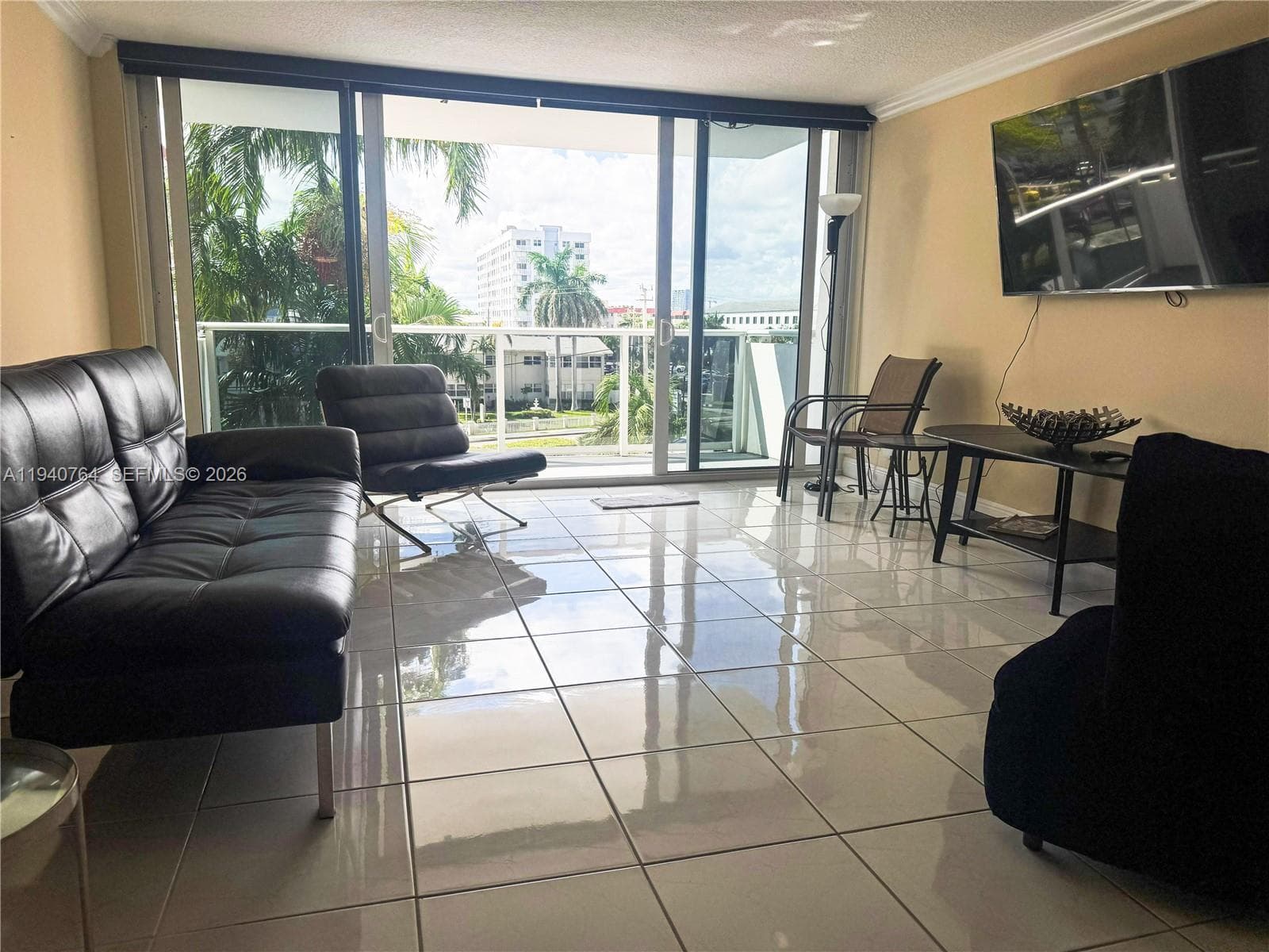 PARKER TOWER CONDO · #210 in Hallandale Beach - Photo 2