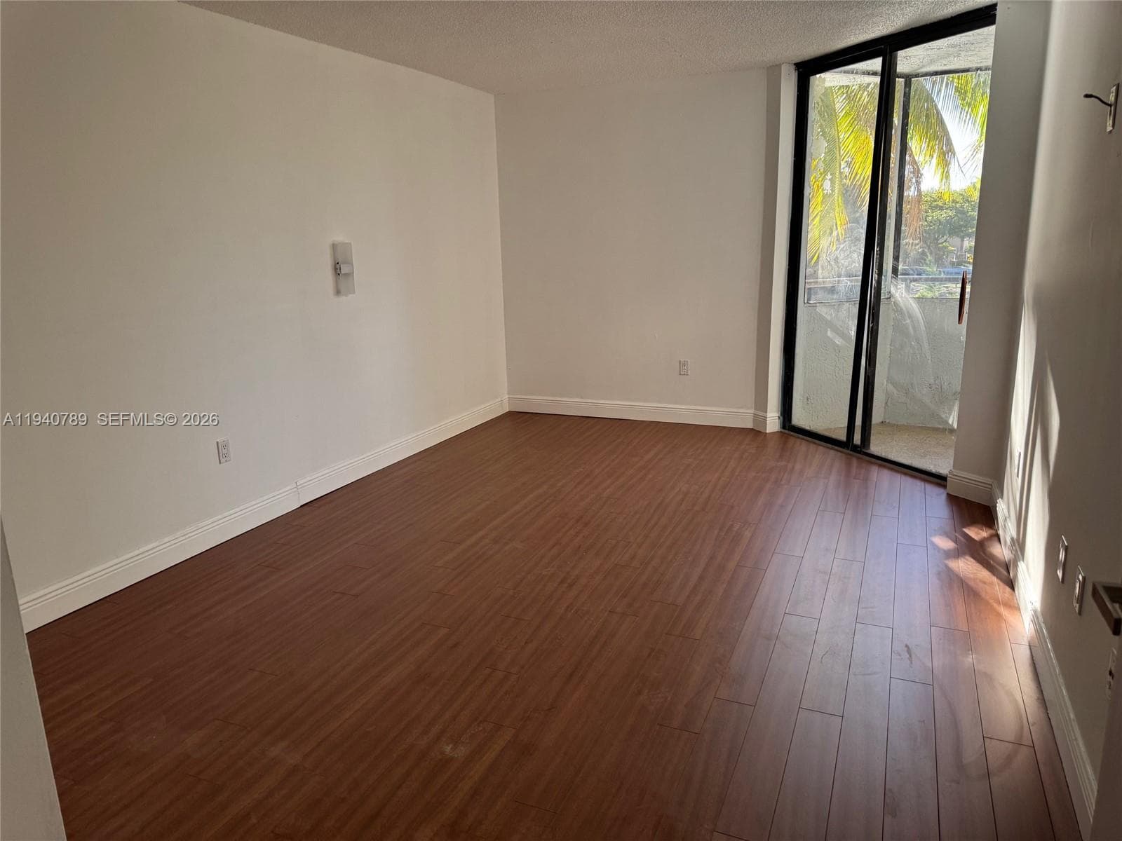 VERABELLA FALLS CONDO · #B-309 in Miami - Photo 15