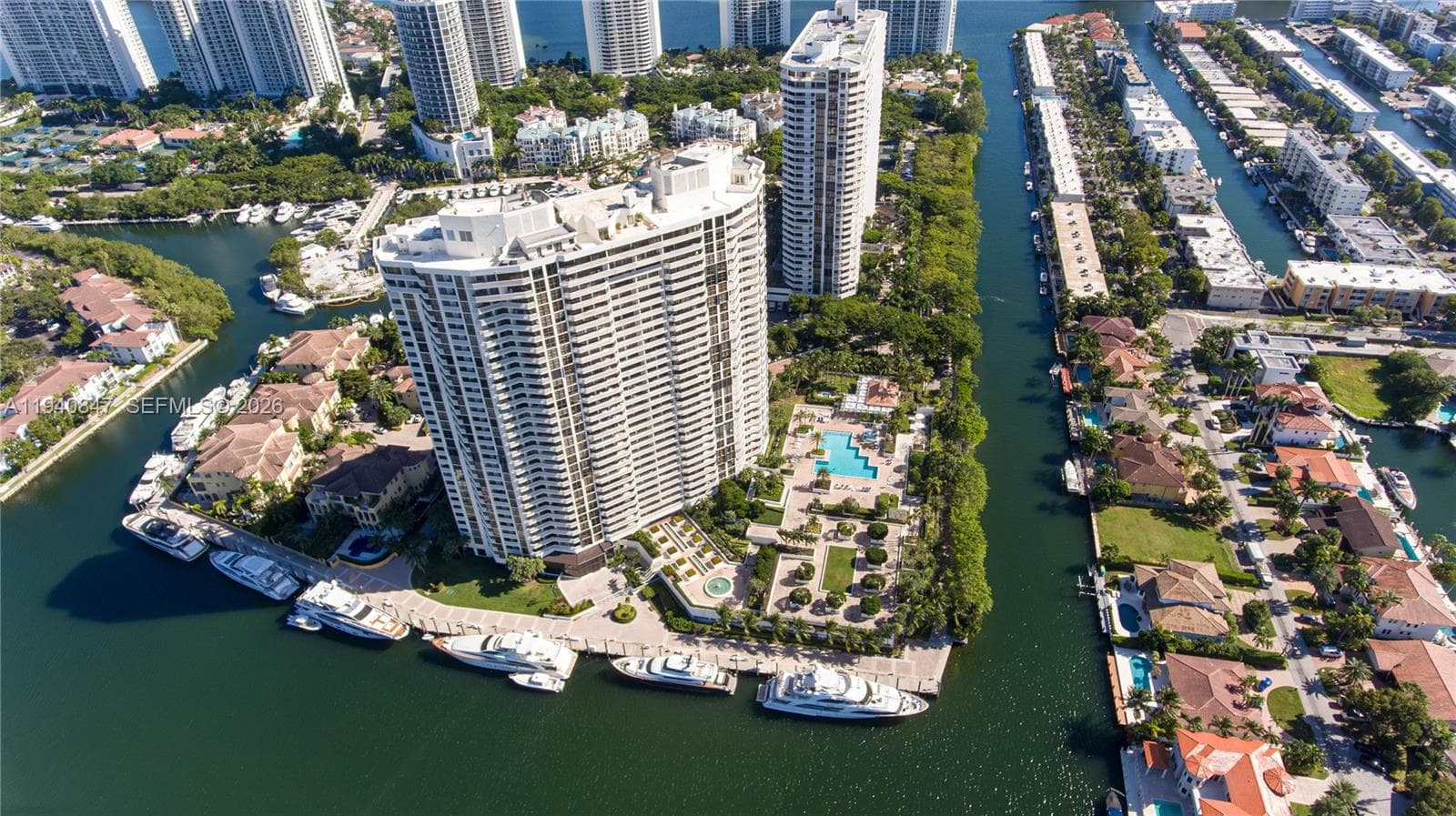 1000 WILLIAMS ISLAND · #2806 in Aventura - Photo 30