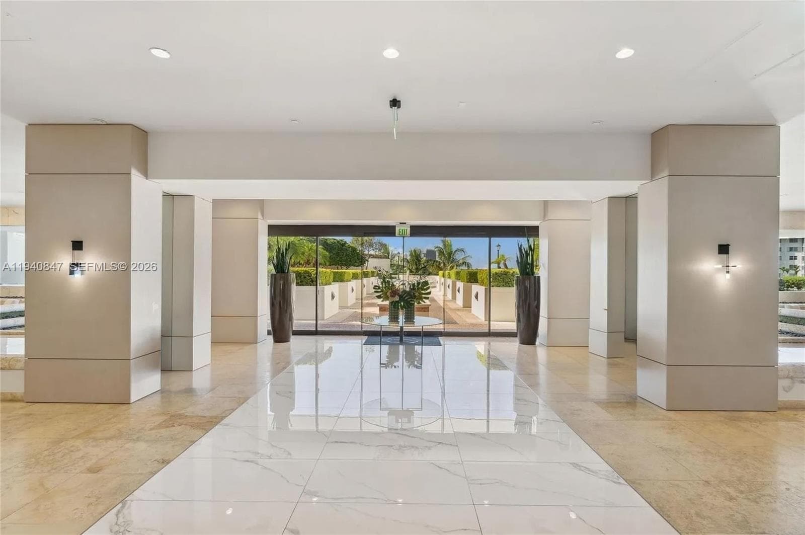 1000 WILLIAMS ISLAND · #2806 in Aventura - Photo 34