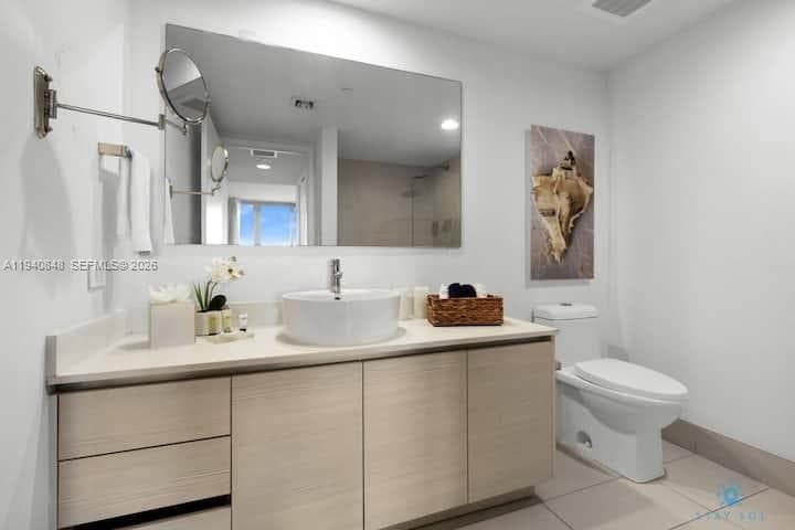 BEACHWALK CONDOMINIUM · #R2006 in Hallandale Beach - Photo 14
