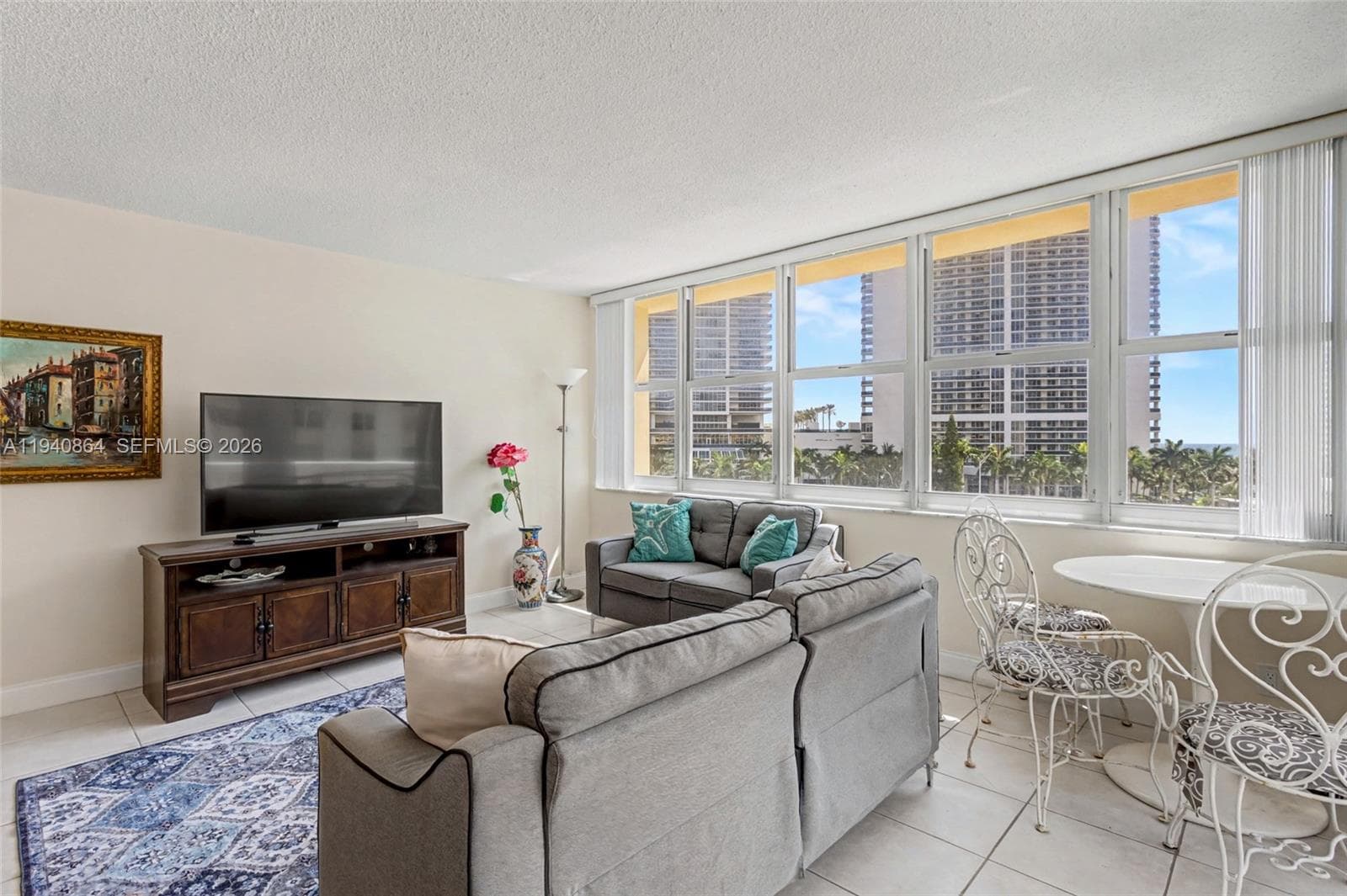 Imperial Towers · #609 in Hallandale Beach - Photo 13