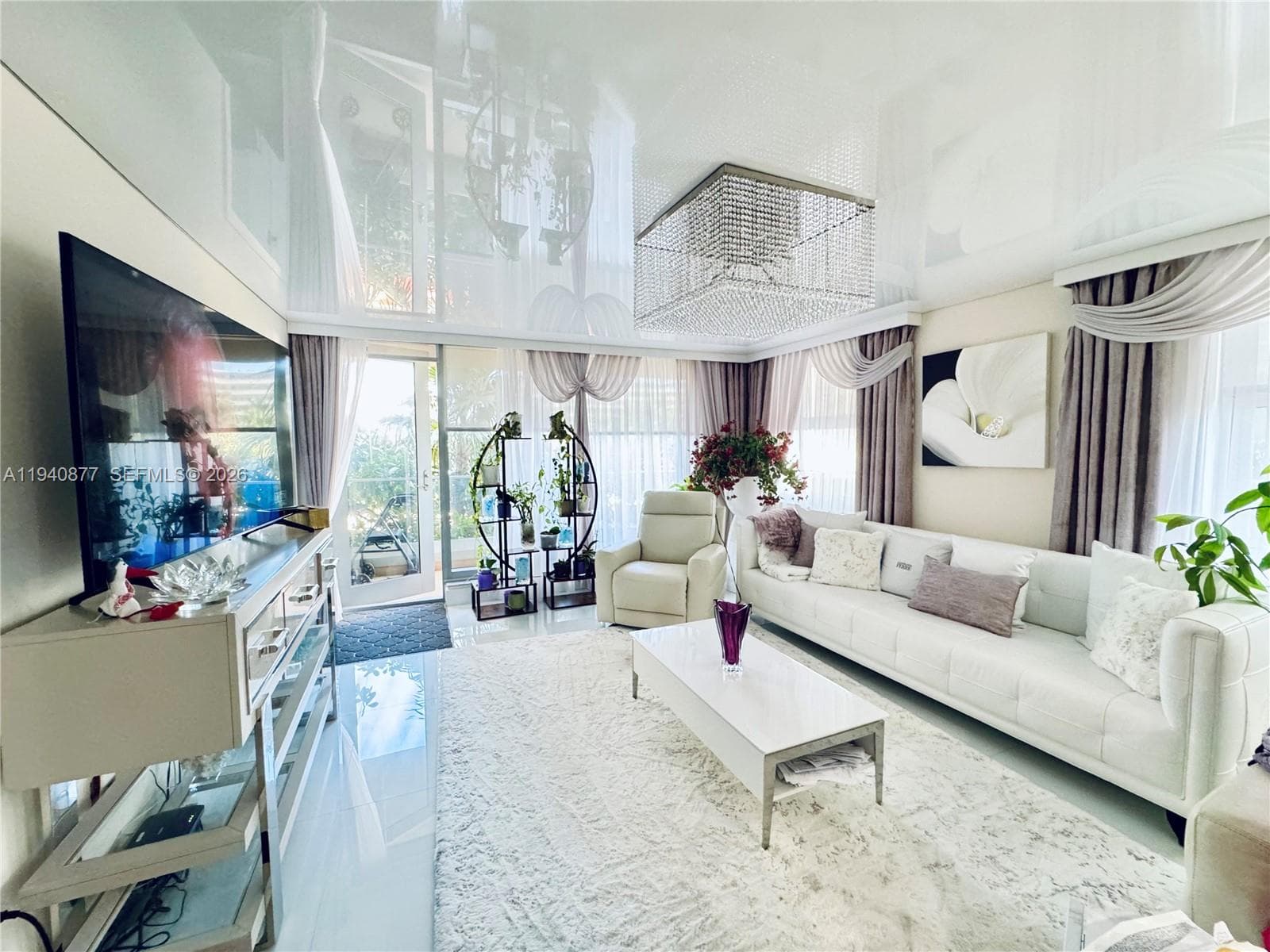 MALAGA TOWERS · #2C in Hallandale Beach - Photo 1