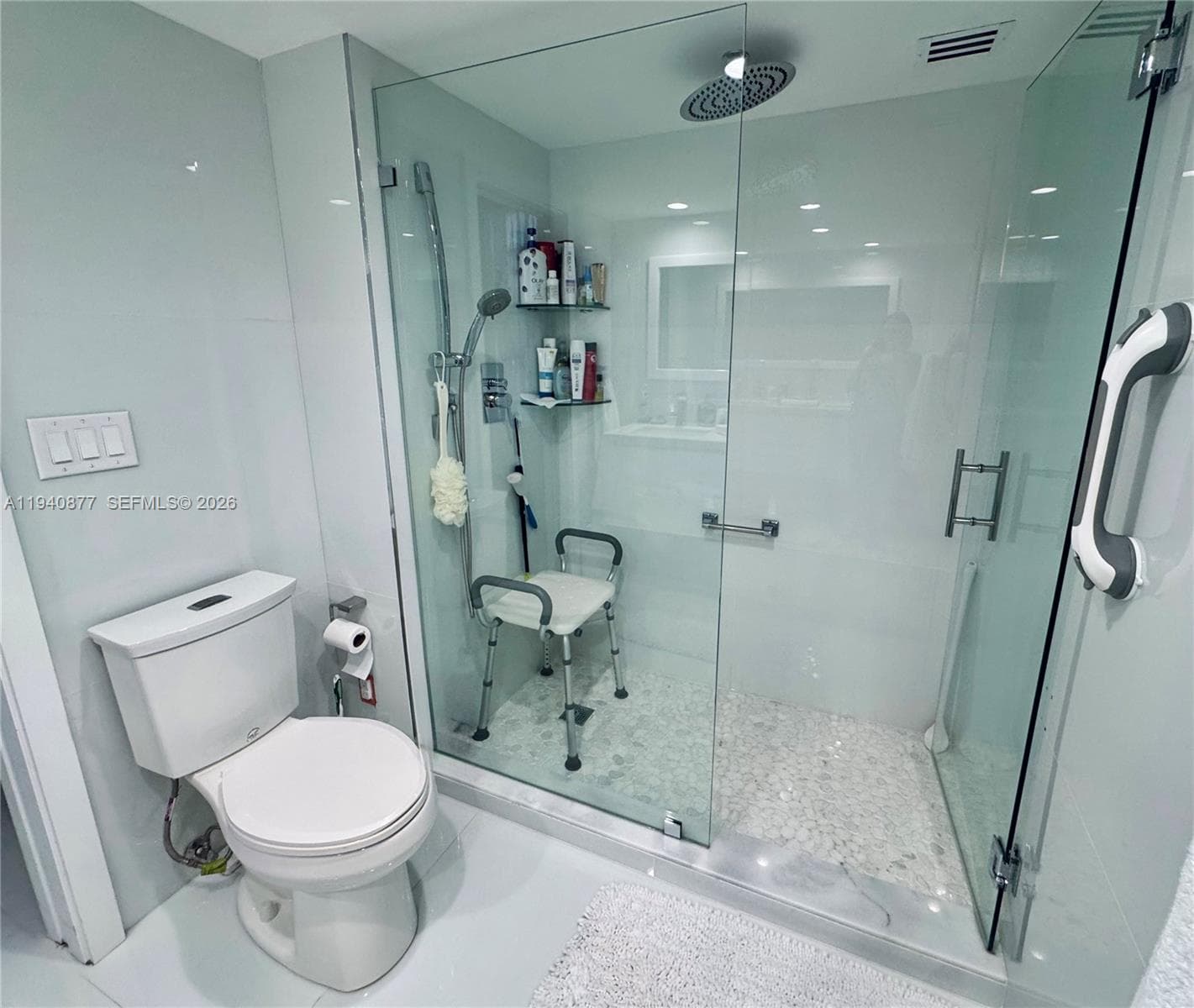 MALAGA TOWERS · #2C in Hallandale Beach - Photo 18