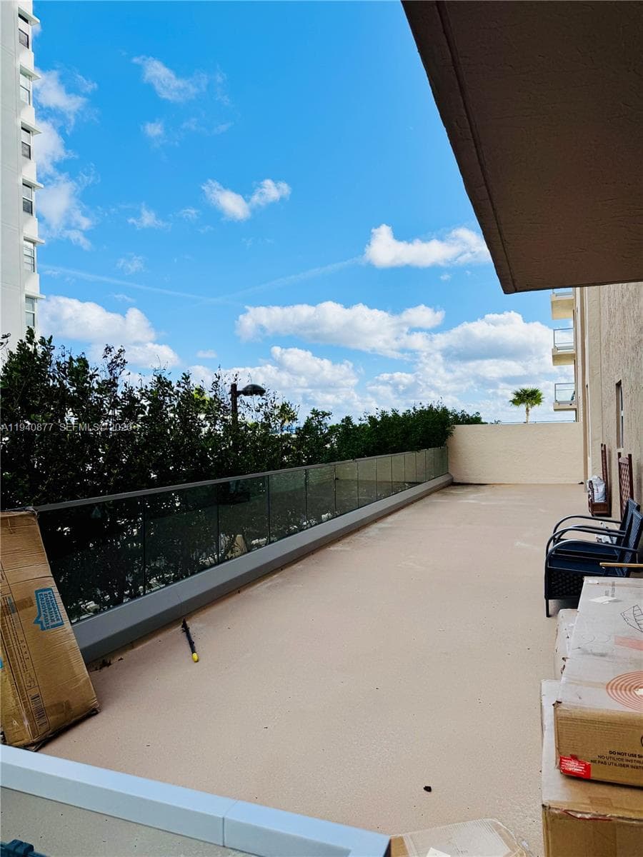 MALAGA TOWERS · #2C in Hallandale Beach - Photo 19