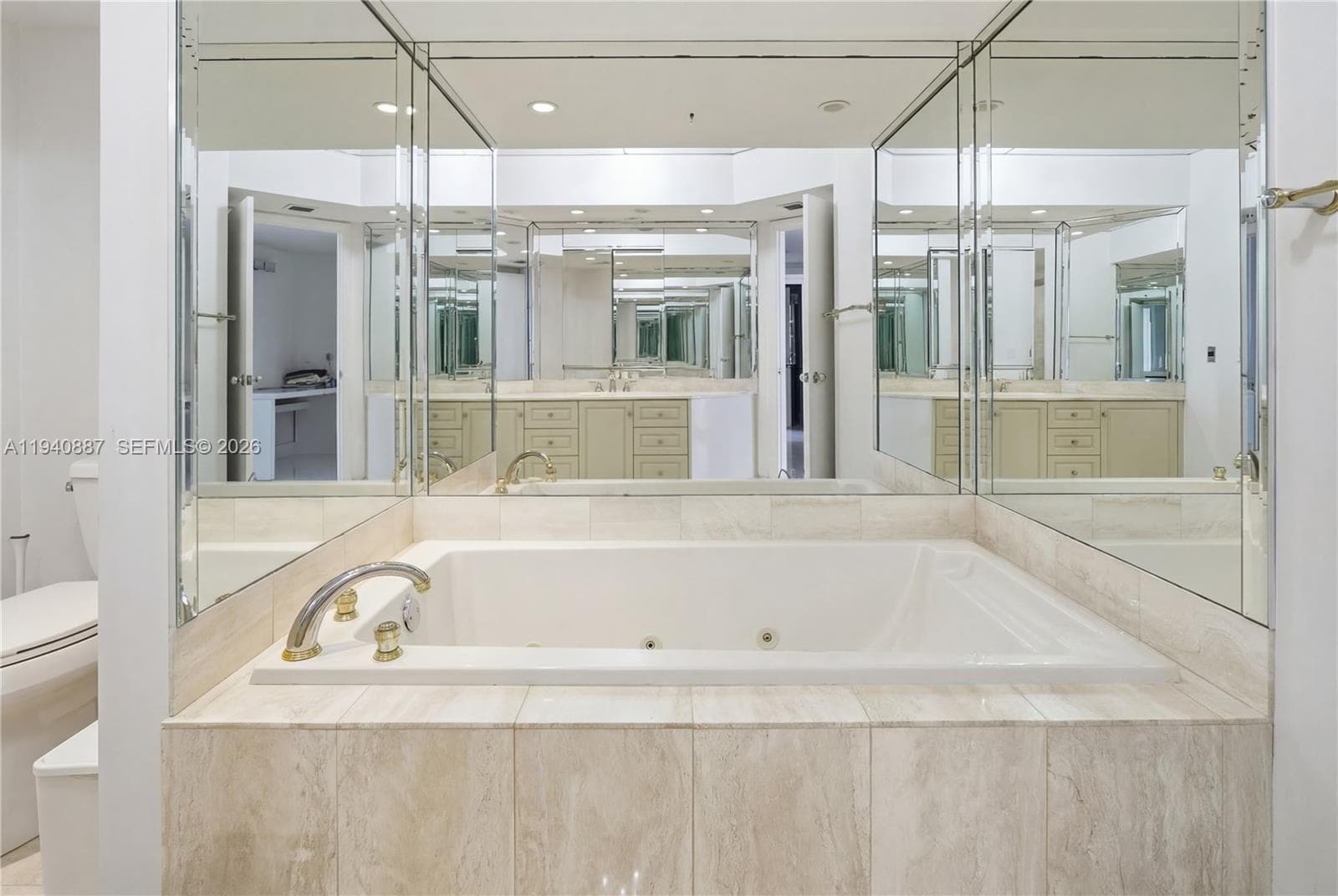 1000 ISL BLVD WILLIAMS IS · #2806 in Aventura - Photo 17