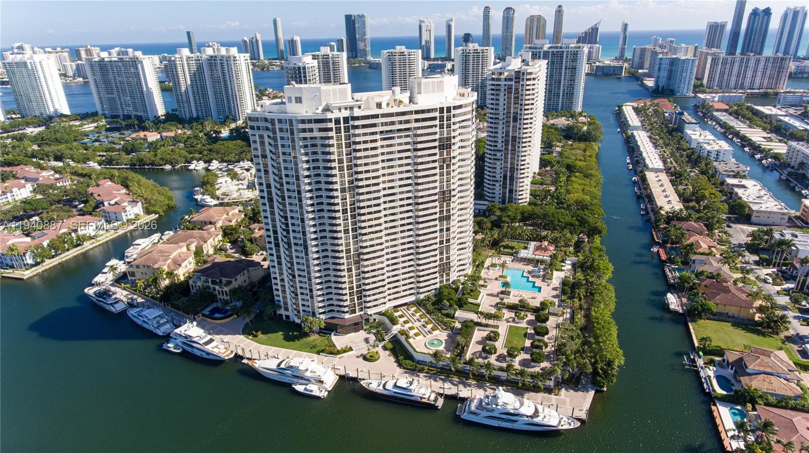 1000 ISL BLVD WILLIAMS IS · #2806 in Aventura - Photo 32