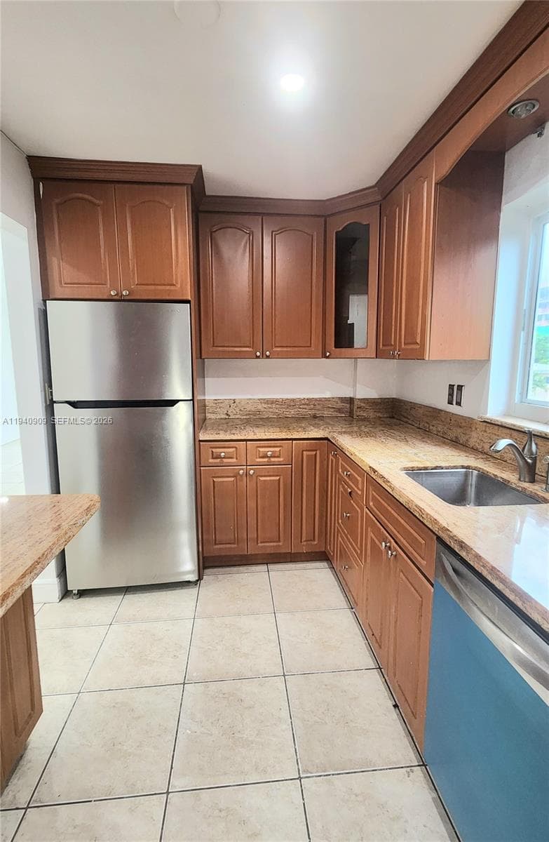 CHATILLON HALL CONDOMINIU · #301 in Bay Harbor Islands - Photo 10