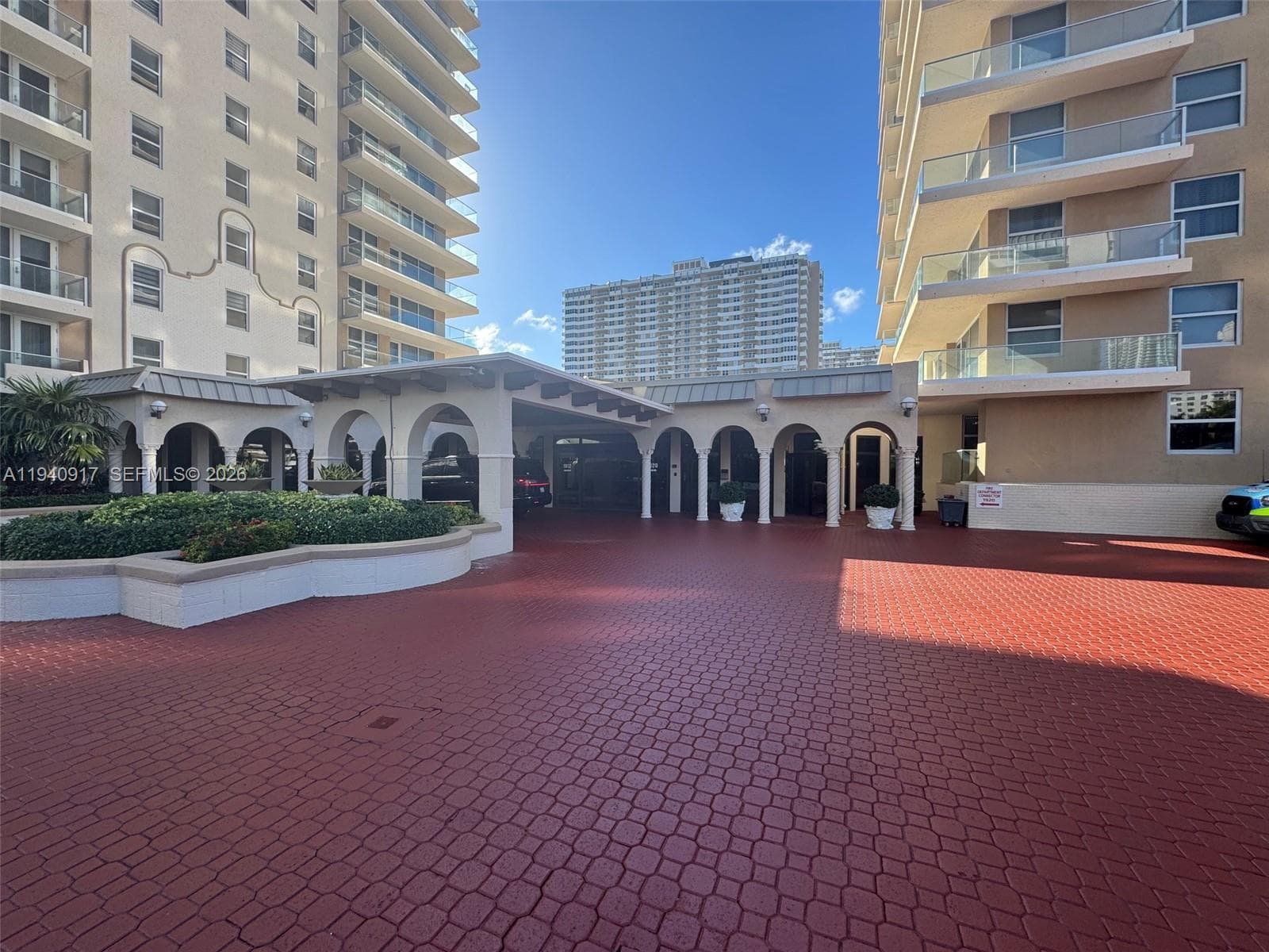 MALAGA TOWERS · #6A in Hallandale Beach - Photo 38