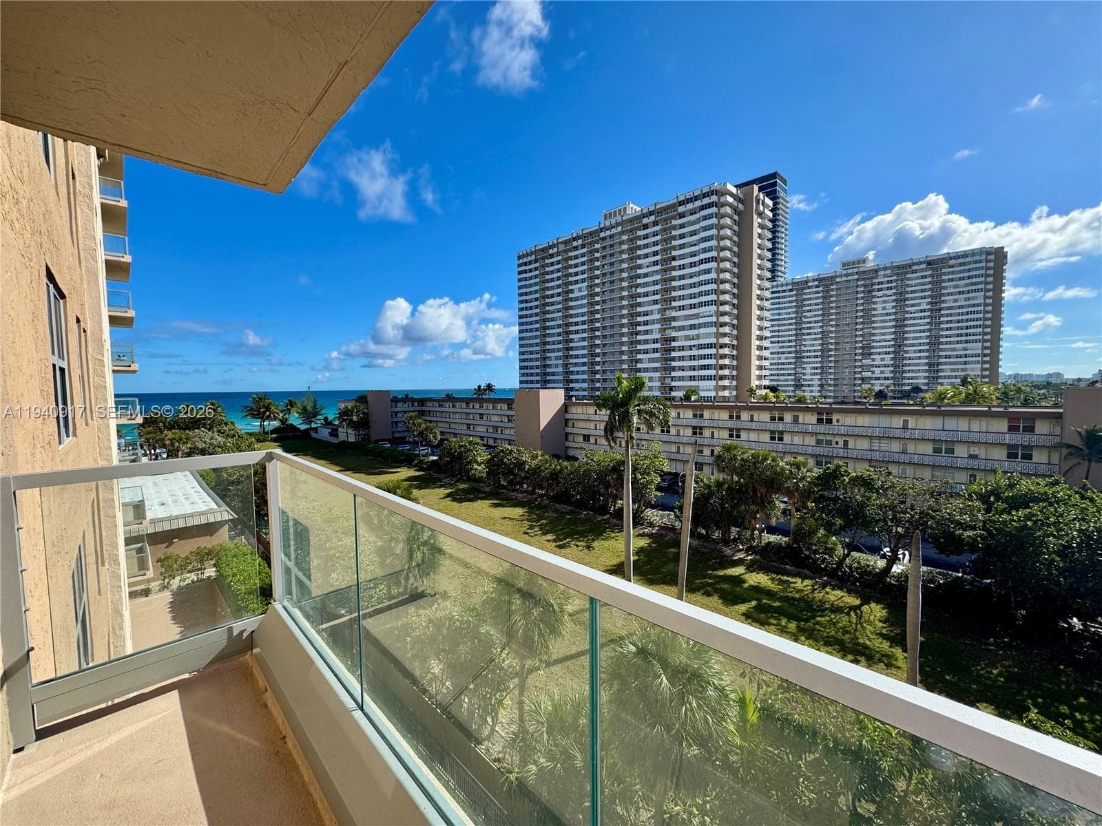 MALAGA TOWERS · #6A in Hallandale Beach - Photo 33