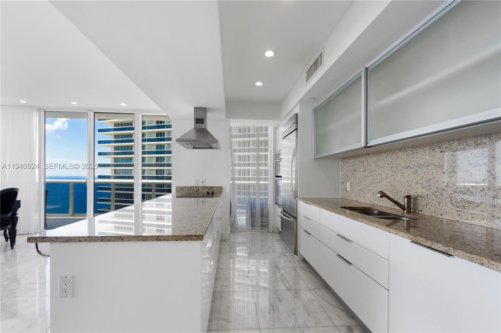 Beach Club Three Condo · #PH4404 in Hallandale Beach - Photo 3