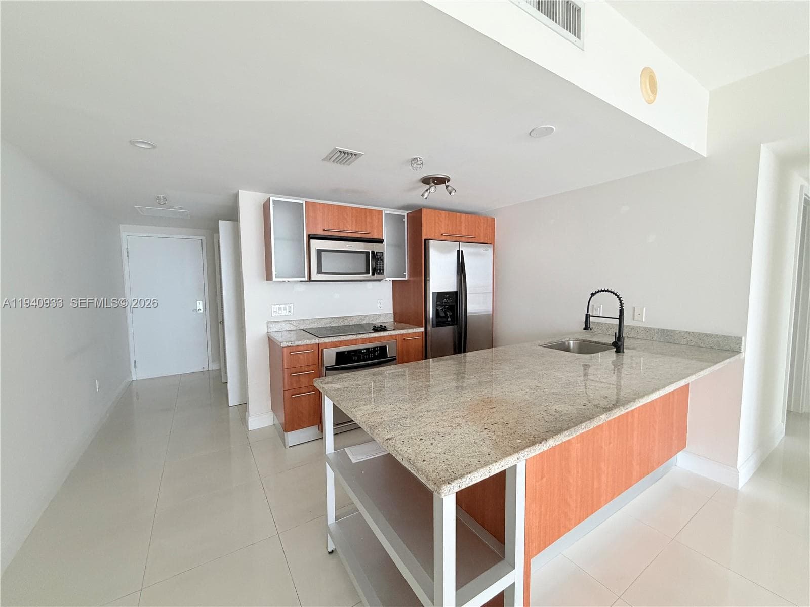 Latitude on the River · #2404 in Miami - Photo 2