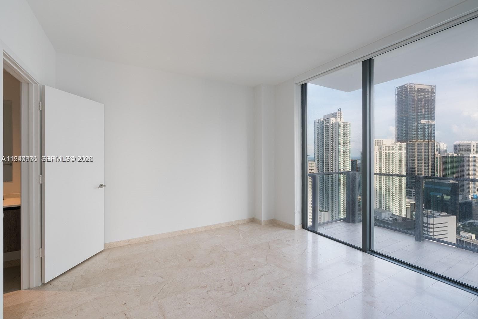 Reach Brickell City Centre · #3402 in Miami - Photo 11