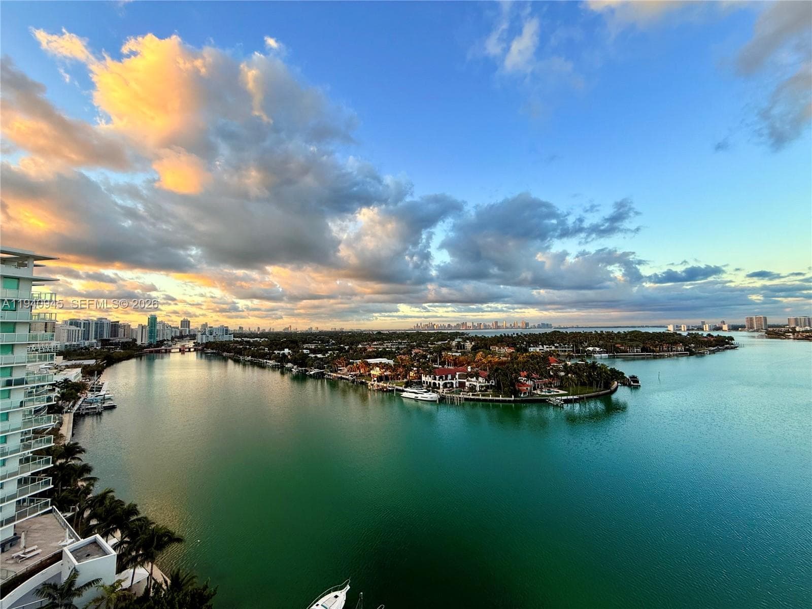 AQUASOL CONDO · #14J in Miami Beach - Photo 3