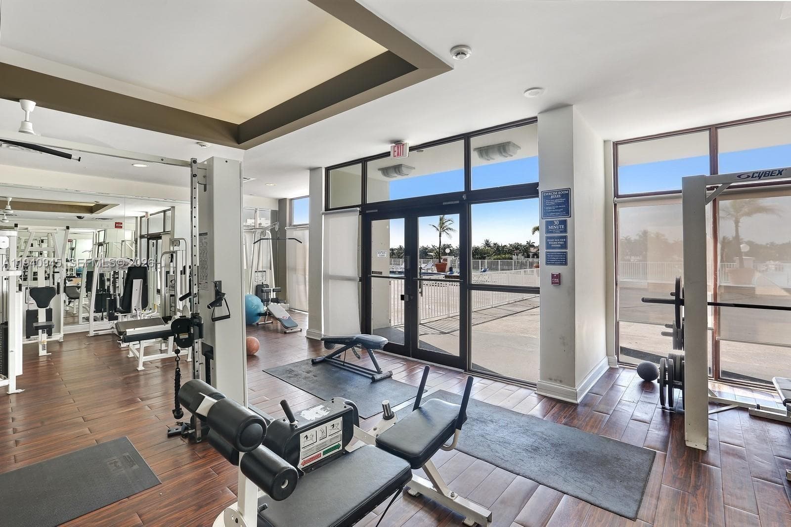 AQUASOL CONDO · #14J in Miami Beach - Photo 32