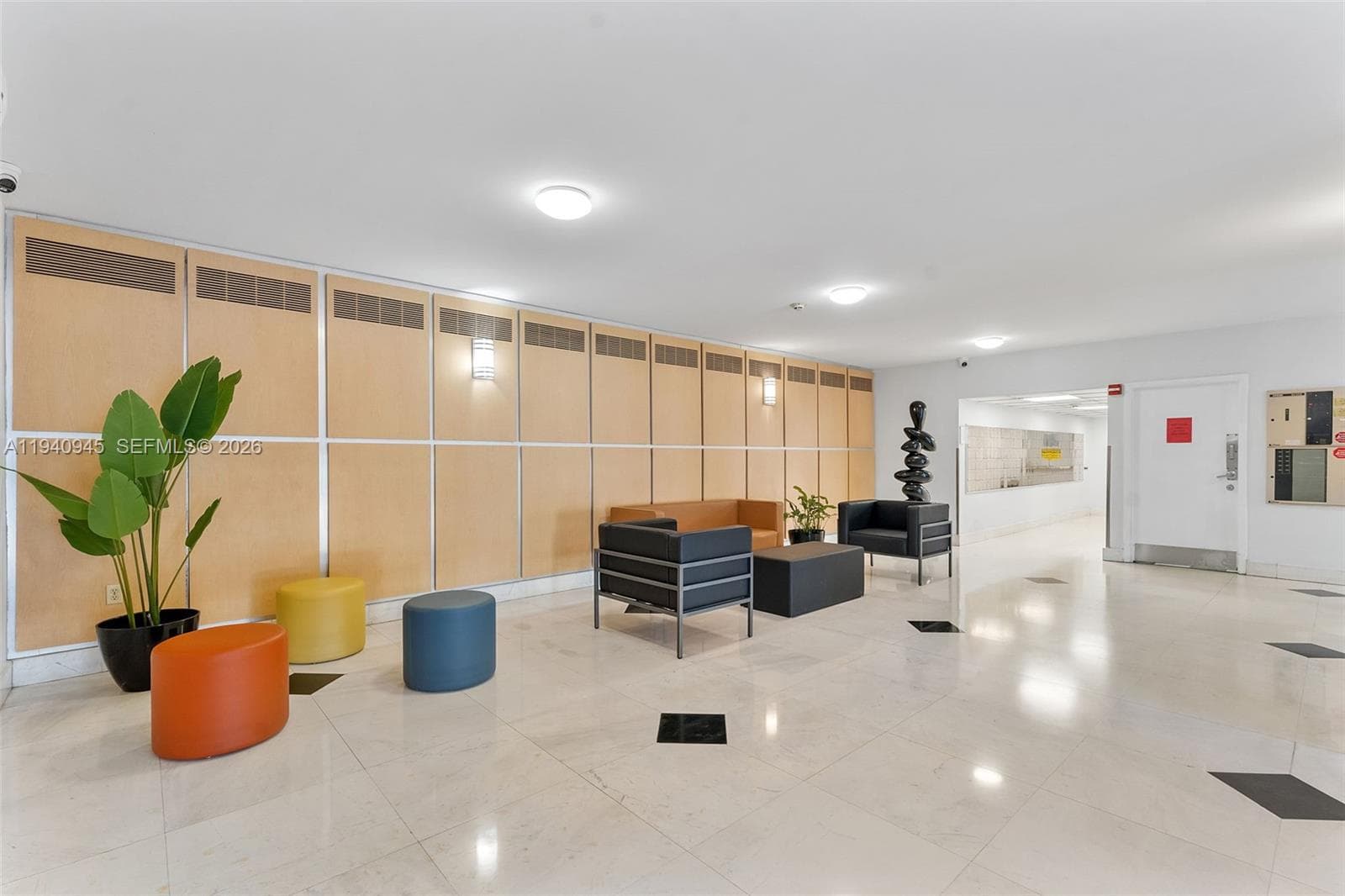 AQUASOL CONDO · #14J in Miami Beach - Photo 35