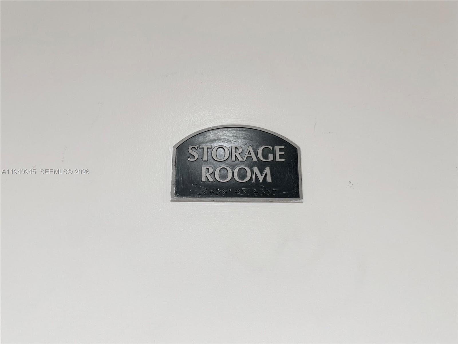 AQUASOL CONDO · #14J in Miami Beach - Photo 29